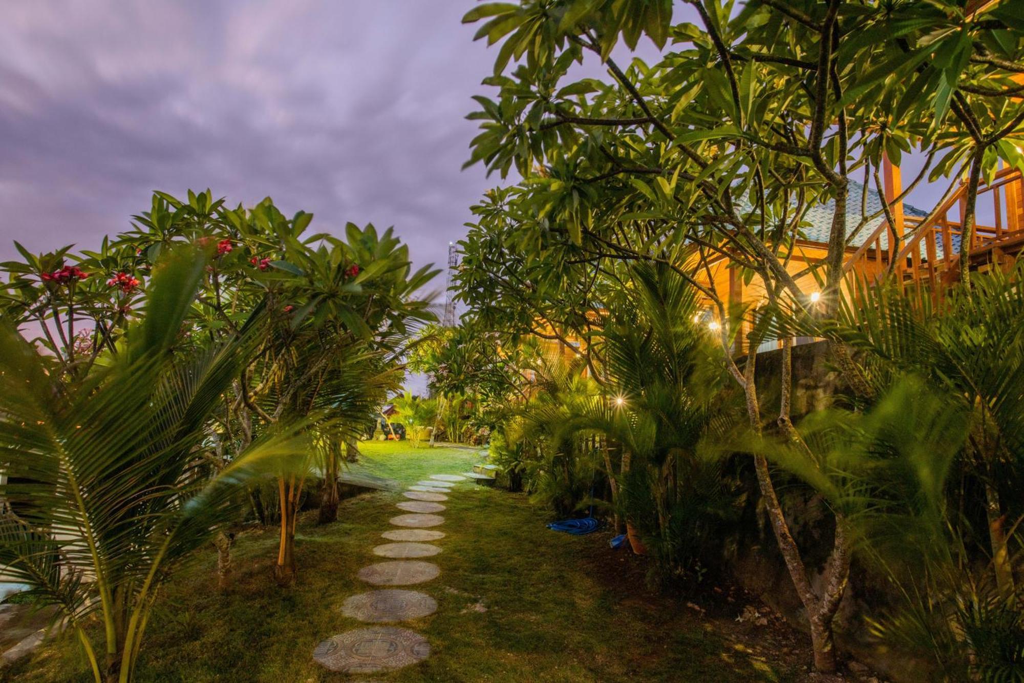 Tawe Ocean Blue Villa Lembongan Dış mekan fotoğraf